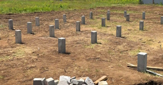 Фундамент на забивных жб сваях под ключ в Новом Уренгое - фундамент из забивных железобетонных свай цена от 3162 руб/м2